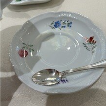 横浜うかい亭の写真｜ひとつひとつのお皿も素敵です。