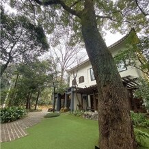 ザ ナンザンハウス（ＴＨＥ ＮＡＮＺＡＮ ＨＯＵＳＥ）の画像｜庭からのお写真