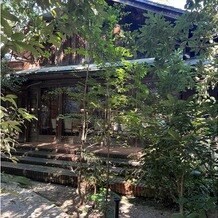 ザ ナンザンハウス（ＴＨＥ ＮＡＮＺＡＮ ＨＯＵＳＥ）の写真｜親族待合下も由緒ある雰囲気で素敵です。