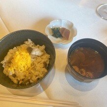 ＴＨＥ　ＭＥＩＢＩＡ　ＭＩＹＡＺＡＫＩ（旧ガーデンテラス宮崎　ホテル＆リゾート）の写真｜ごはん、汁物（試食）