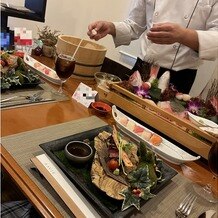 ラヴィール金沢の写真｜式場見学の試食にて目の前でシェフが寿司を握る