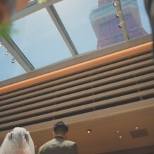 The Place of Tokyo（ザ プレイス オブ トウキョウ）の画像｜挙式会場から見える東京タワーです
