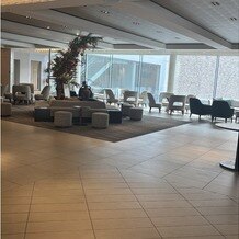 福岡　天神モノリス（ＦＵＫＵＯＫＡ　ＴＥＮＪＩＮ　ＭＯＮＯＬＩＴＨ）の写真｜会場へ入った時の雰囲気