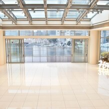 アニヴェルセル みなとみらい横浜の画像｜フラワーシャワーを行う場所