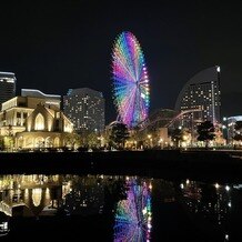 アニヴェルセル みなとみらい横浜の写真｜夜の外観がとても綺麗で大好きです