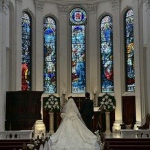 百花籠（ひゃっかろう）―Neo Japanesque Wedding―の画像｜ステンドグラスが印象的なチャペル