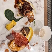 THE MARCUS SQUARE KOBE　（ザ マーカススクエア 神戸）の画像｜メインとなるお肉とお魚のお料理を試食させていただきました。