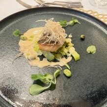 旧桜宮公会堂（国登録重要文化財）の画像｜お魚のお料理です。
見た目も美しいく、ソースの味がよく絡んでとても美味しかったです。