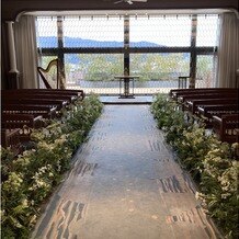 ザ オーク ガーデン／別邸 木屋の画像｜入場した時に見える景色