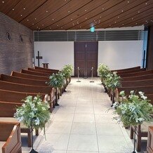 ＴＨＥ　ＧＲＡＮＤ　ＯＲＩＥＮＴＡＬ　ＭＩＮＡＴＯＭＩＲＡＩ （グランドオリエンタル みなとみらい）の写真｜チャペルの前方からの景色