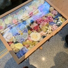 八雲迎賓館の画像｜みんなでお花をさして作りました