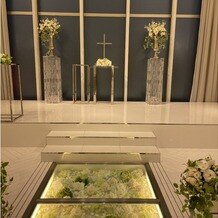 アルマリアン 福岡（ＡＬＭＡＬＩＥＮ　ＦＵＫＵＯＫＡ）の画像｜床のお花が綺麗