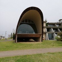 ＳＥＴＲＥ　ＭＡＲＩＮＡ　ＢＩＷＡＫＯ（セトレ　マリーナびわ湖）の画像｜外から見た挙式会場です。