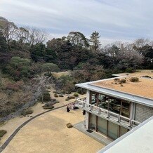 国際文化会館（International House of Japan）の画像｜お部屋からお庭を眺めた