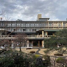国際文化会館（International House of Japan）の画像｜挙式は室内でも行えますが、ガーデン挙式の場合はこちらで行うそうです。