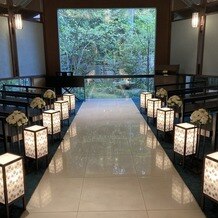 アカガネリゾート京都東山　（AKAGANE RESORT KYOTO HIGASHIYAMA）の画像｜緑がキレイな挙式会場