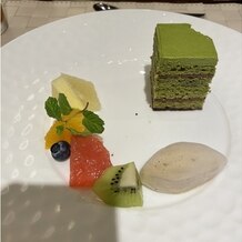 ＫＯＴＯＷＡ 京都 八坂（コトワ 京都 八坂）の画像｜抹茶のケーキとほうじ茶アイスです。とても美味しかったです。