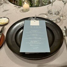 アンダーズ 東京（Andaz Tokyo）の写真｜ゲスト席テーブル