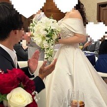 アルマリアン ＴＯＫＹＯの写真｜ブーケは百合で上品な感じです。