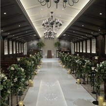 アルマリアン ＴＯＫＹＯの写真｜もう一つの挙式会場
また雰囲気が違って、奥には滝が流れています。