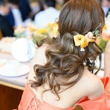 ノートルダム横浜みなとみらいの写真｜ヘア装花
