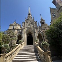 ハートコート横浜（ＨＥＡＲＴ ＣＯＵＲＴ 横浜）の写真｜チャペル外にある大階段