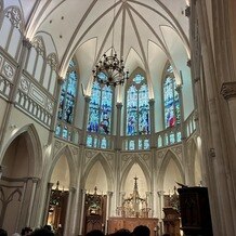 ハートコート横浜（ＨＥＡＲＴ ＣＯＵＲＴ 横浜）の画像｜チャペルの写真です。とてもおごそかでした。