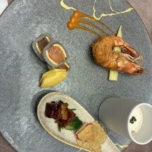 ハートコート横浜（ＨＥＡＲＴ ＣＯＵＲＴ 横浜）の写真｜料理の写真です。エビがたべごたえありました。