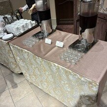 ハートコート横浜（ＨＥＡＲＴ ＣＯＵＲＴ 横浜）の写真｜ケーキとともに出されたコーヒー・紅茶です。