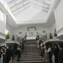 アルカンシエル luxe mariage大阪の画像｜会場の顔とも言える階段です