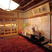 菊水楼(THE KIKUSUIRO NARAPARK)の画像｜奈良の一刀彫による鹿がお出迎え