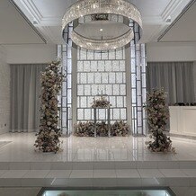 ラグナヴェール ＳＥＮＤＡＩ（ＬＡＧＵＮＡＶＥＩＬ ＳＥＮＤＡＩ）の写真｜クリスタルチャペル正面