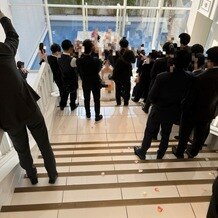 ララシャンス HIROSHIMA迎賓館の画像｜ブーケトス。階段上からのアングルです