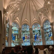 ストリングスホテル NAGOYAの画像｜大聖堂のステンドグラスがきれいです。