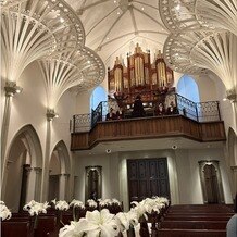 ストリングスホテル NAGOYAの画像｜パイプオルガンで生演奏が圧巻です。