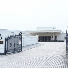 ラ・スイート神戸オーシャンズガーデンの画像｜当日の写真。門構えが立派。