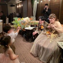 FORTUNE IN THE TERRACE（フォーチュン イン ザ テラス）の画像｜2,3歳児が前に来た時のソファの高さはこれくらいで低めです。アットホーム感があります。