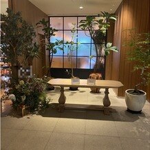 Los Angeles balcony（ロサンジェルスバルコニー）の画像｜受付スペース
植物などそのまま使用することもできるそうです