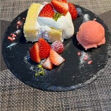 ストリングスホテル東京インターコンチネンタルの写真｜サプライズのケーキ