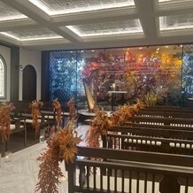 インスタイルウェディング京都（InStyle wedding KYOTO）の画像｜紅葉装花