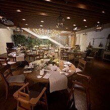 インスタイルウェディング京都（InStyle wedding KYOTO）の画像｜1部屋目

証明を消すとまた雰囲気が変わります