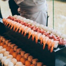 ＭＡＴＳＵＹＡＭＡ ＭＯＮＯＬＩＴＨ（松山モノリス）の写真｜お寿司ビュッフェ
