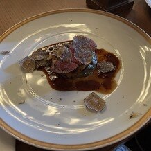 赤坂プリンス クラシックハウスの画像｜お肉料理を試食させてもらいました。