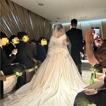 The 33 Sense of Wedding（ザ・サーティスリー センス・オブ・ウエディング）の画像｜新婦入場