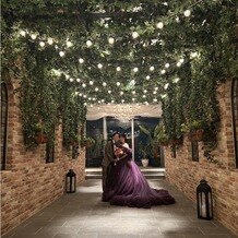 The 33 Sense of Wedding（ザ・サーティスリー センス・オブ・ウエディング）の写真｜披露宴後の写真撮影