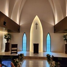 南青山サンタキアラ教会の画像｜チャペル