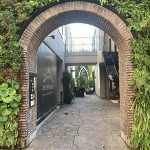 南青山サンタキアラ教会の写真｜入口