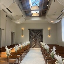 THINGS Aoyama Organic Garden.dthの画像｜天井が高く、明るい空間