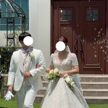 Casa d' Angela Aoyama（カサ・デ・アンジェラ青山）の写真｜チャペルで挙式後天気が良ければ屋上のガーデンで鐘も鳴らせます
シャボン玉もしました