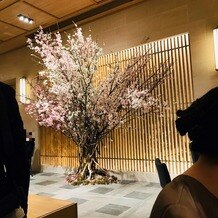 ＴＲＵＮＫ　ＨＯＴＥＬの画像｜披露宴会場の装花